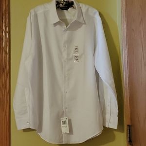 🛍Van Heusen Men's dress shirt 17 1/2 32/33 w/tags